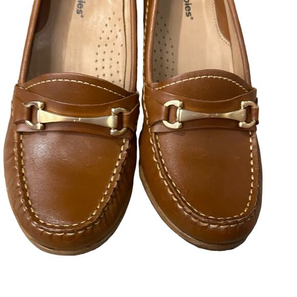 Hush Puppies Rusty Brown High Heel Classic Pumps with Gold Trim Size 9 - Picture 5 of 9